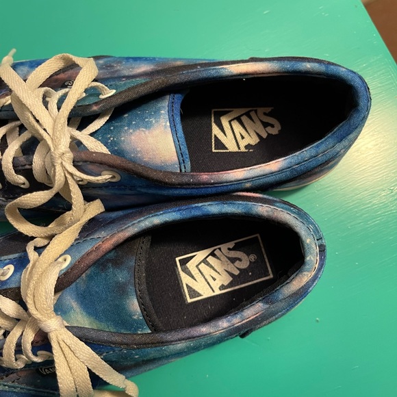 Vans Galaxy Print Low Top - Women’s 7.5 - Picture 4 of 7